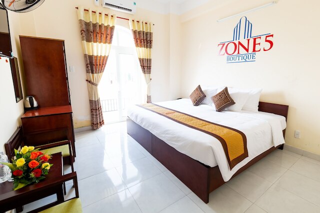 ゾーン 5 ブティック ホテル