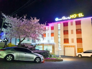 オーシャン ファミリー ホテル