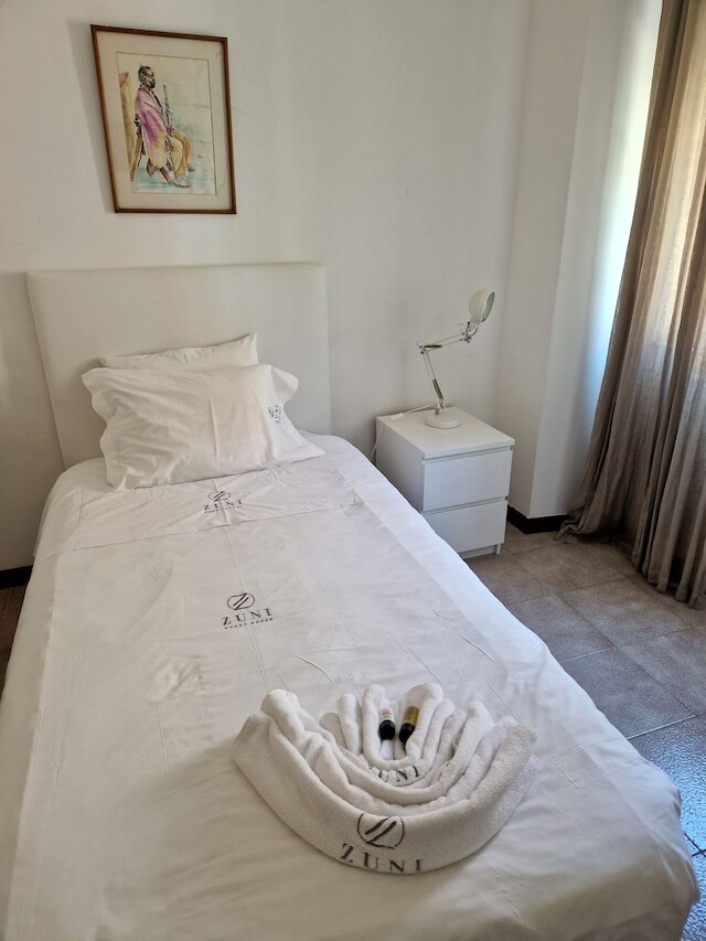 ズニ ゲスト ハウス