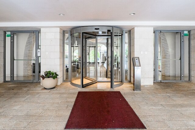 ハラヴ クック レジデンス