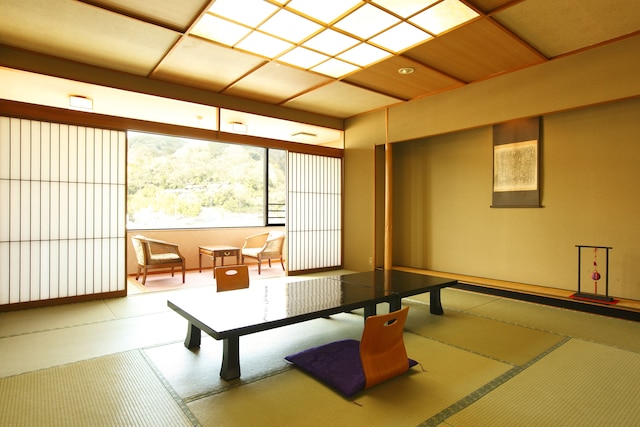 土肥温泉ホテルみなみ荘