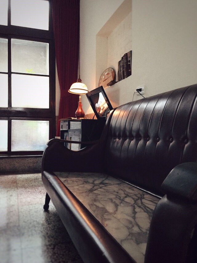 ゴーイン オールド ハウス & バー