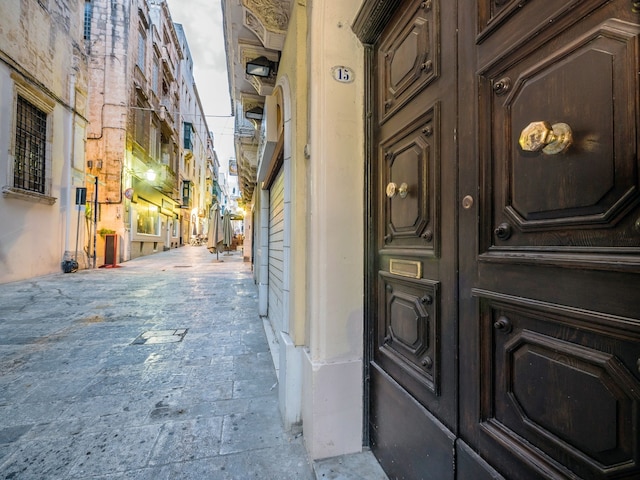 ヴァレッタ シティ ゲート アパートメント