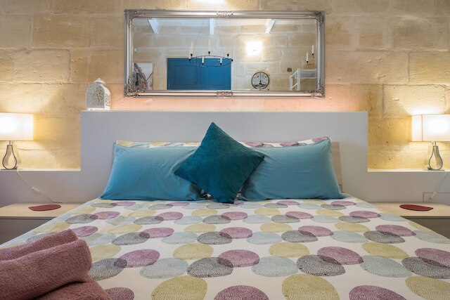 ヴァレッタ シティ ゲート アパートメント