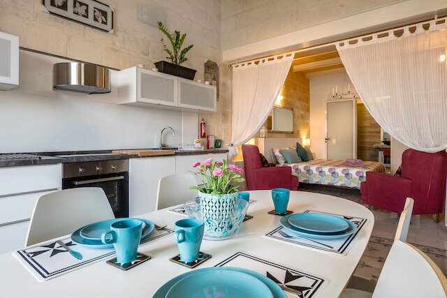 ヴァレッタ シティ ゲート アパートメント