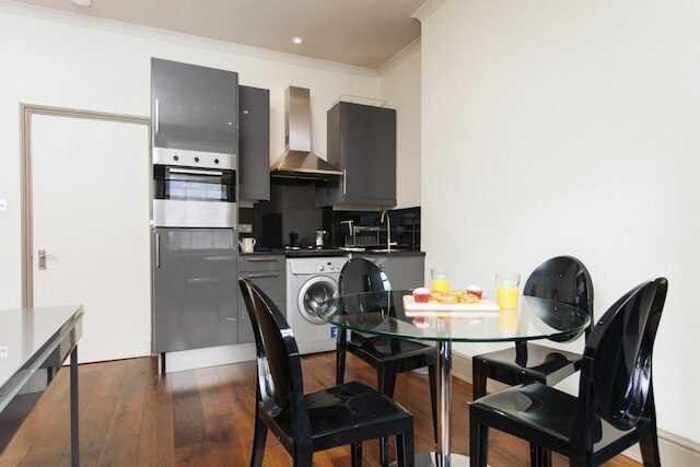 オールド ブロンプトン 2 エクスクルーシブ アトモスフィア