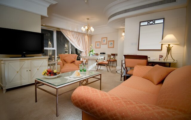 ミレニアム プラザ ダウンタウン スイーツ