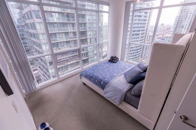 ホームホップ - メープル リーフ スクエア