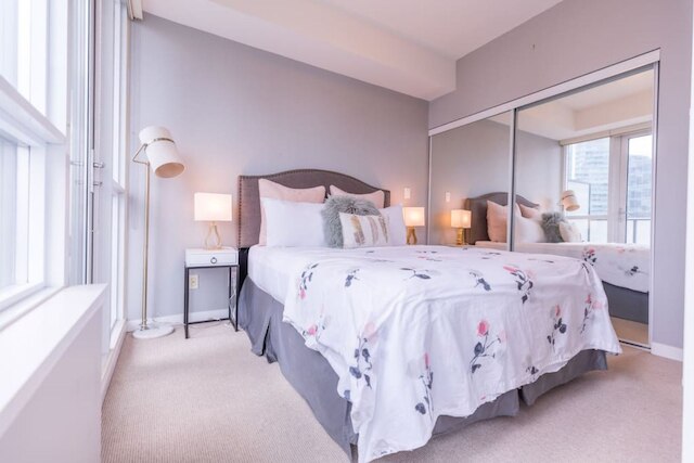 ホームホップ - メープル リーフ スクエア