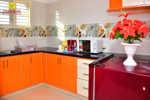 オミクロン ホテル 1 BHK スタジオ ルームズ