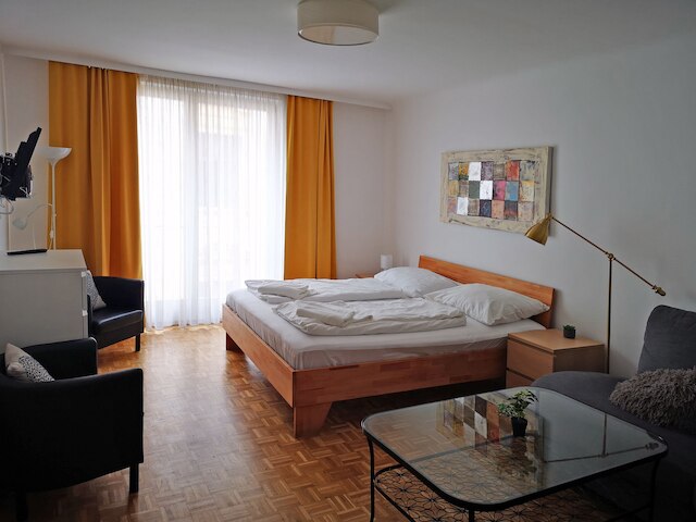 ヴィエナ スタジオズ