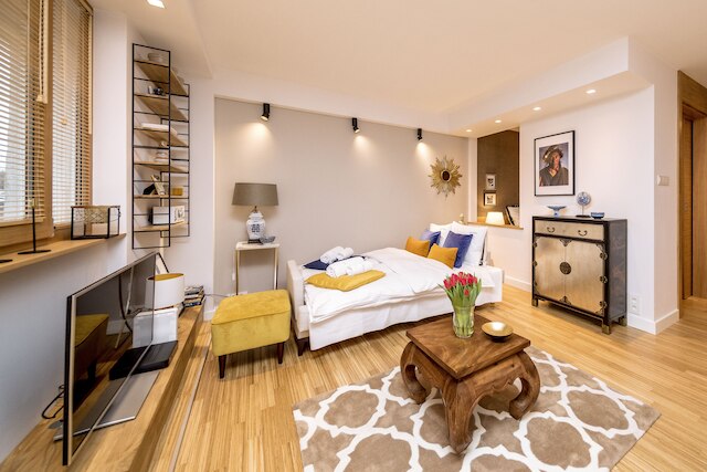 ゴールデン アパルタメント バイ ユア フリーダム