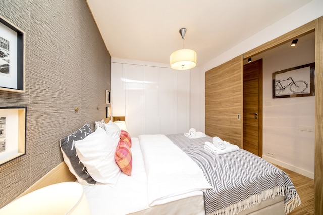 ゴールデン アパルタメント バイ ユア フリーダム