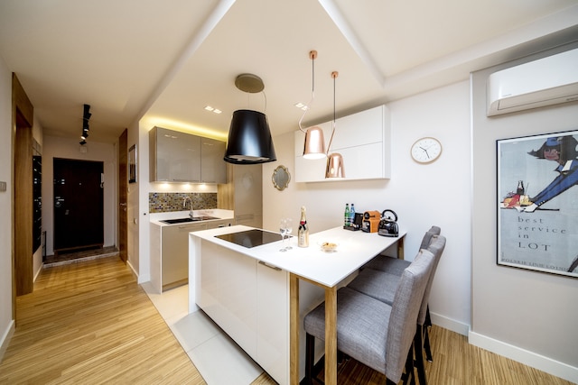 ゴールデン アパルタメント バイ ユア フリーダム