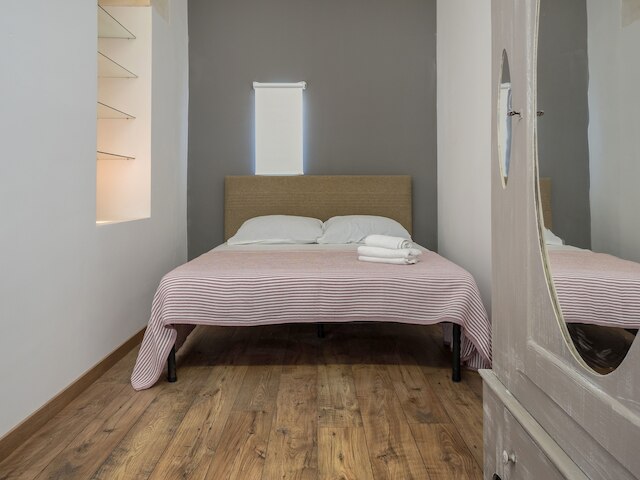 バレッタ コスモポリタン アパートメント