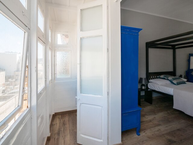 バレッタ コスモポリタン アパートメント