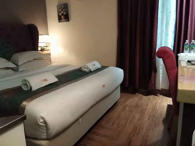 77 ブティック ホテル