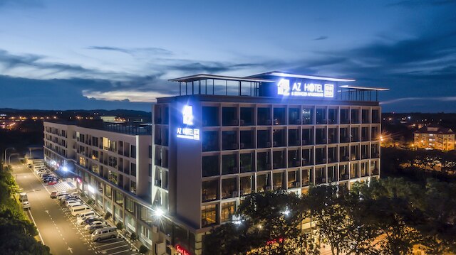 AZ ホテル & サービスド アパートメンツ