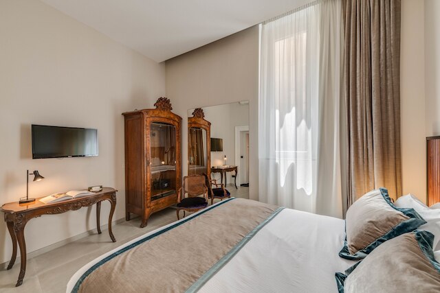 アドリアヌス ホテル