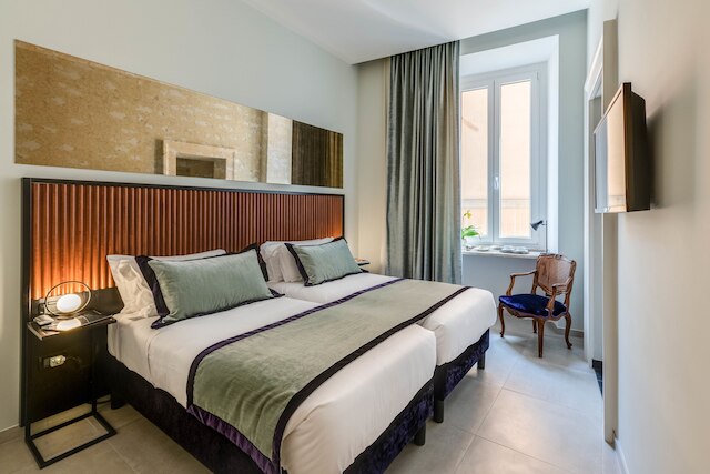 アドリアヌス ホテル