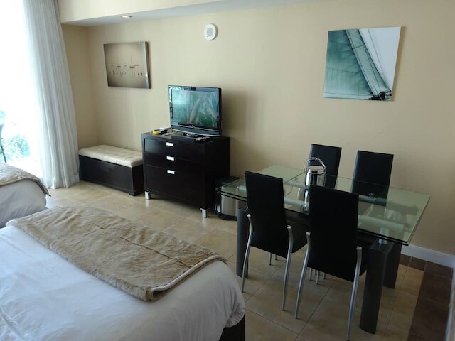 オーシャン ミリオン ドラー ビュー スタジオ + バルコニー #3