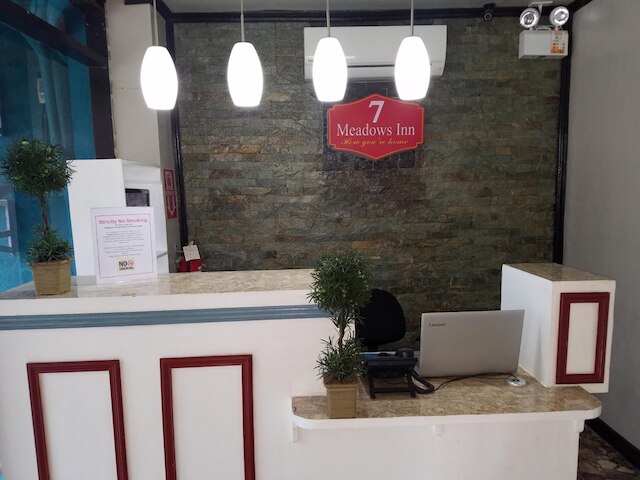 7 メドウズ イン