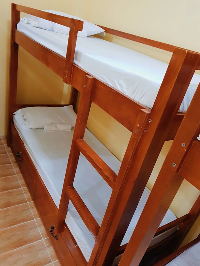 パムホ ホステル