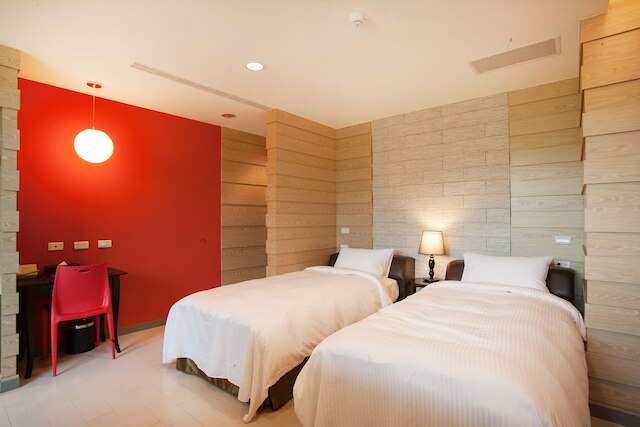 823 ツーリスト ホテル (八二三行館飯店)