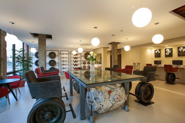 823 ツーリスト ホテル (八二三行館飯店)