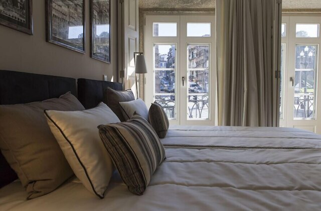 エスキーナ ド ムンド バイ ウナ