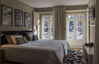 エスキーナ ド ムンド バイ ウナ