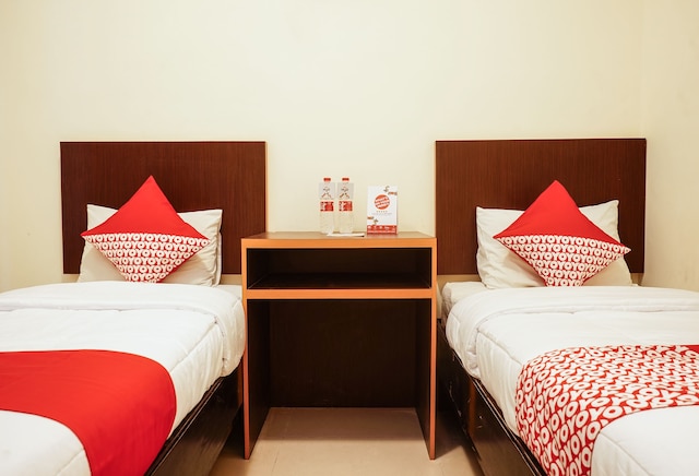 OYO 441 ナミラ ホテル シャリア