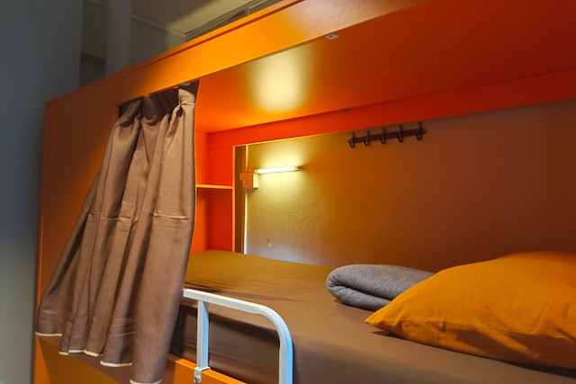 センチュリー サービス ワールド -  ホステル