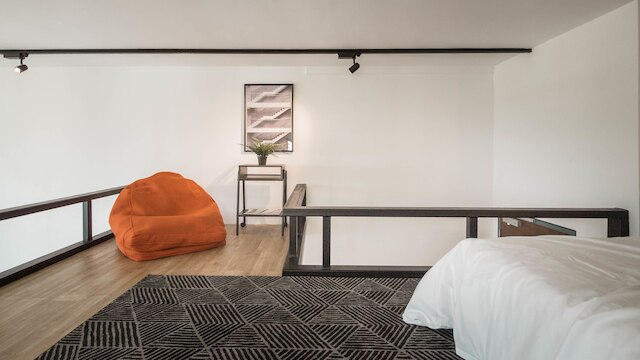 ザ イスタブリッシュメント アット バンサー KL セントラル