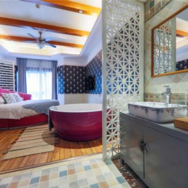 フローラル ホテル重慶メリア (花筑·美拉酒店)