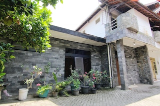 グリヤ ゴデアン シャリア ジョグジャカルタ