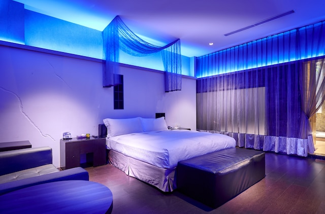 高雄モーテル (打狗戀館)