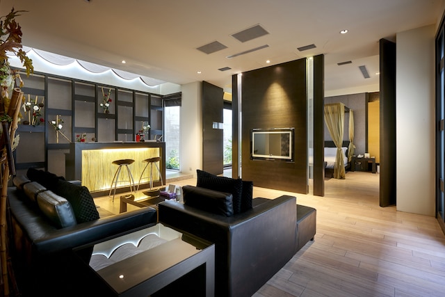 高雄モーテル (打狗戀館)