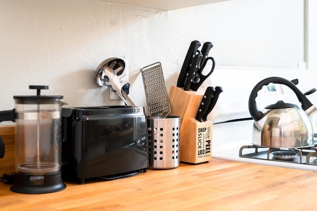 ザ トラベラーズ コーナー ロケーテッド オン ラリマー ストリート