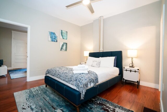 ザ トラベラーズ コーナー ロケーテッド オン ラリマー ストリート