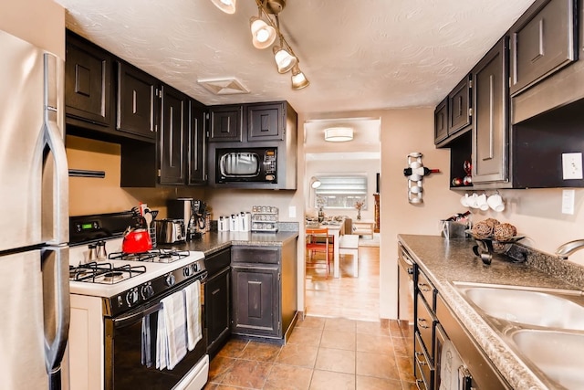 ザ ドリームライク ガーデン オアシス イン スローンズ レイク