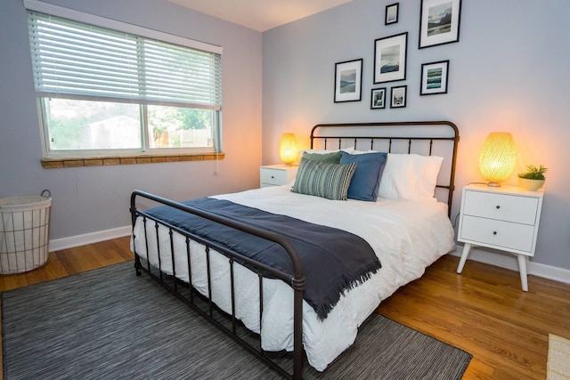 ザ デンバー デン イン メイフェア パーク、グリル付きのとても広い裏庭、7 名様までご宿泊可能