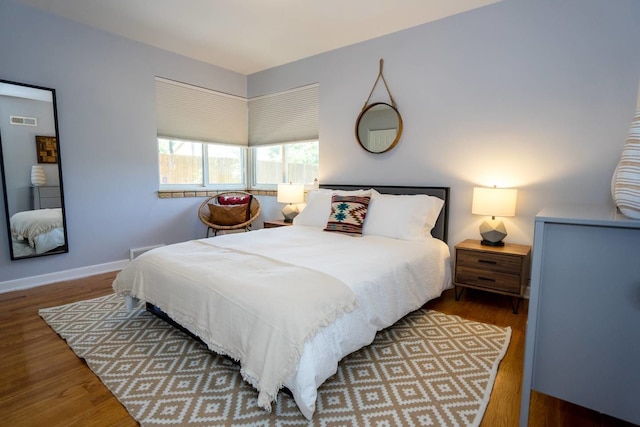 ザ デンバー デン イン メイフェア パーク、グリル付きのとても広い裏庭、7 名様までご宿泊可能