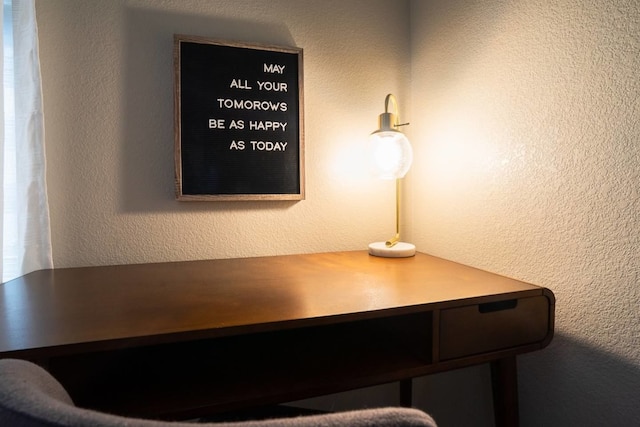 ミッド モッド マナー ソフィスティケイテッド タウンハウス ゴールデン トライアングル