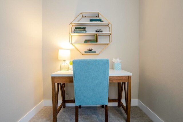 ミッド モッド マナー ソフィスティケイテッド タウンハウス ゴールデン トライアングル