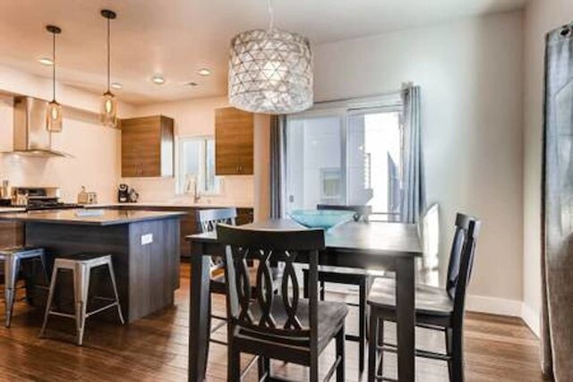 ローハイにある楽しさあふれる家、ジュリエットバルコニーあり