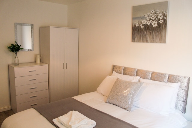 ドックサイド リバプール ラグジュアリー アパートメント