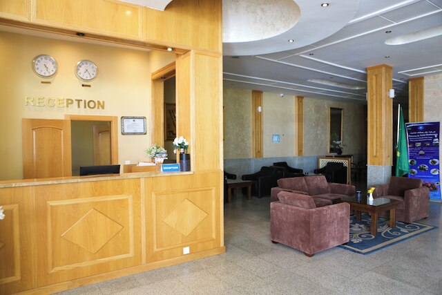 マウリセンター ホテル