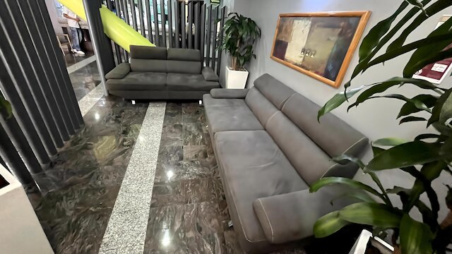 ホテル エンバシー