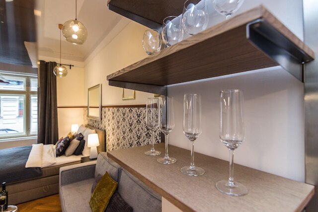 PRG トレンディ セントラル アパートメント バイ ミハャル & フレンズ